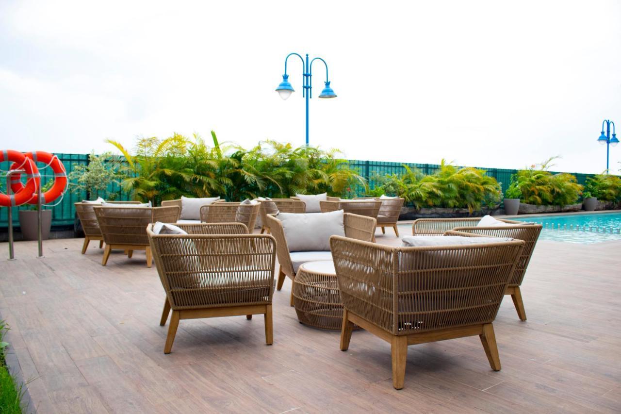 Panafrica Hotel Boutique & Spa 바타 외부 사진