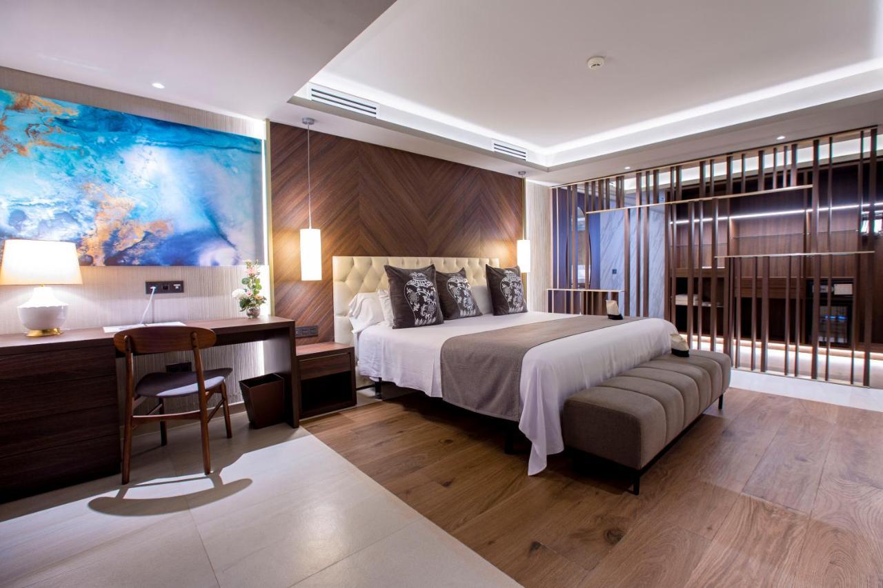 Panafrica Hotel Boutique & Spa 바타 외부 사진