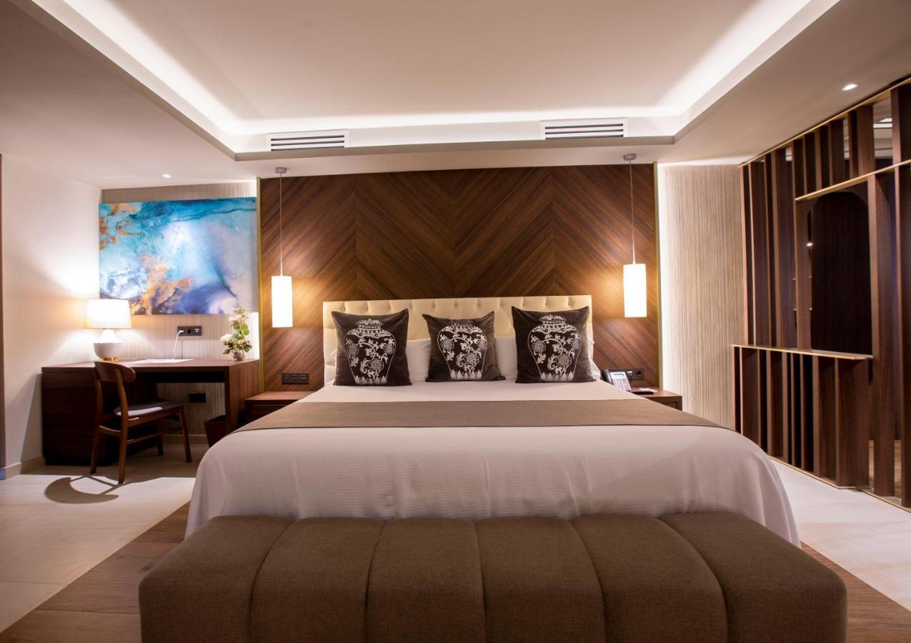 Panafrica Hotel Boutique & Spa 바타 외부 사진