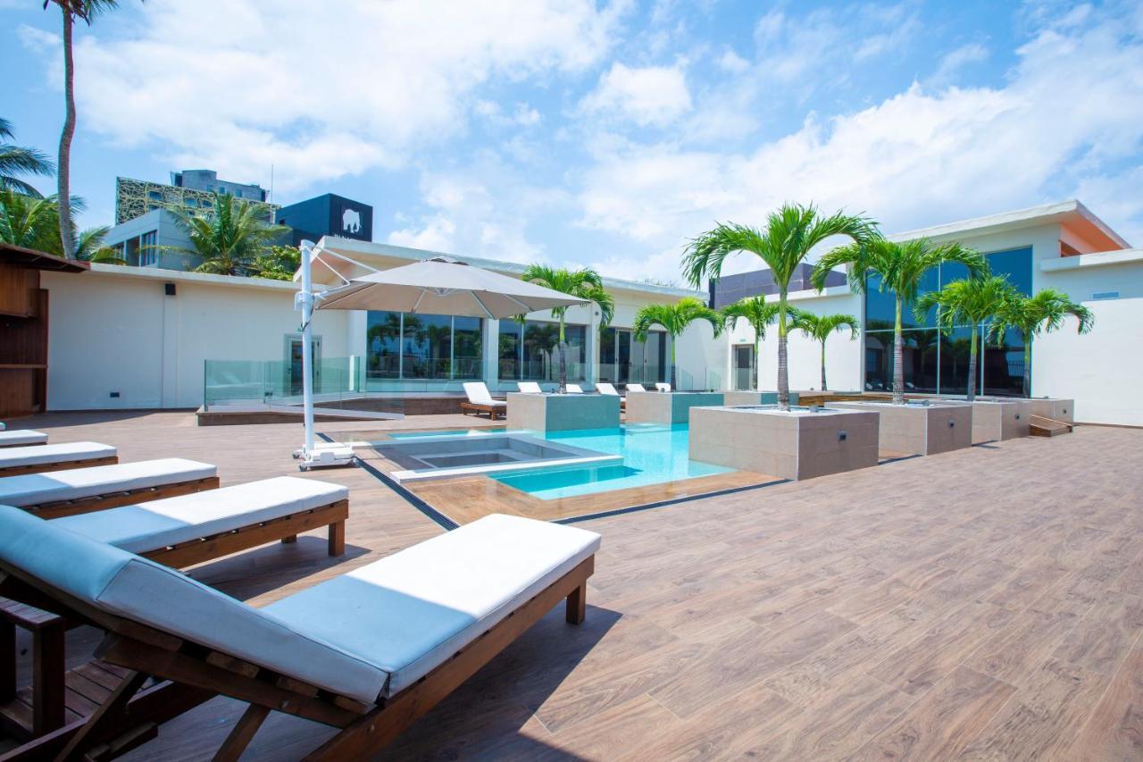 Panafrica Hotel Boutique & Spa 바타 외부 사진