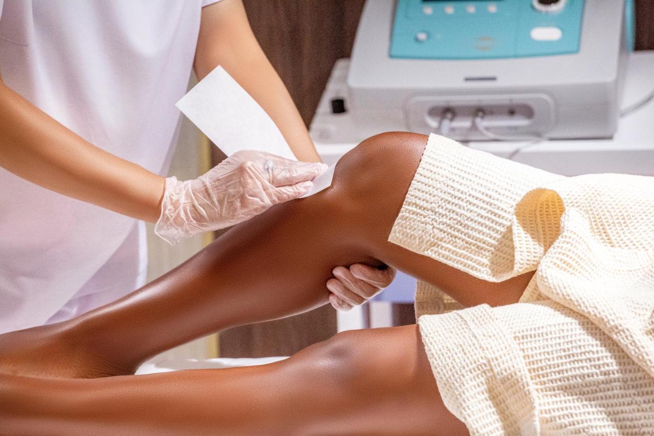 Panafrica Hotel Boutique & Spa 바타 외부 사진