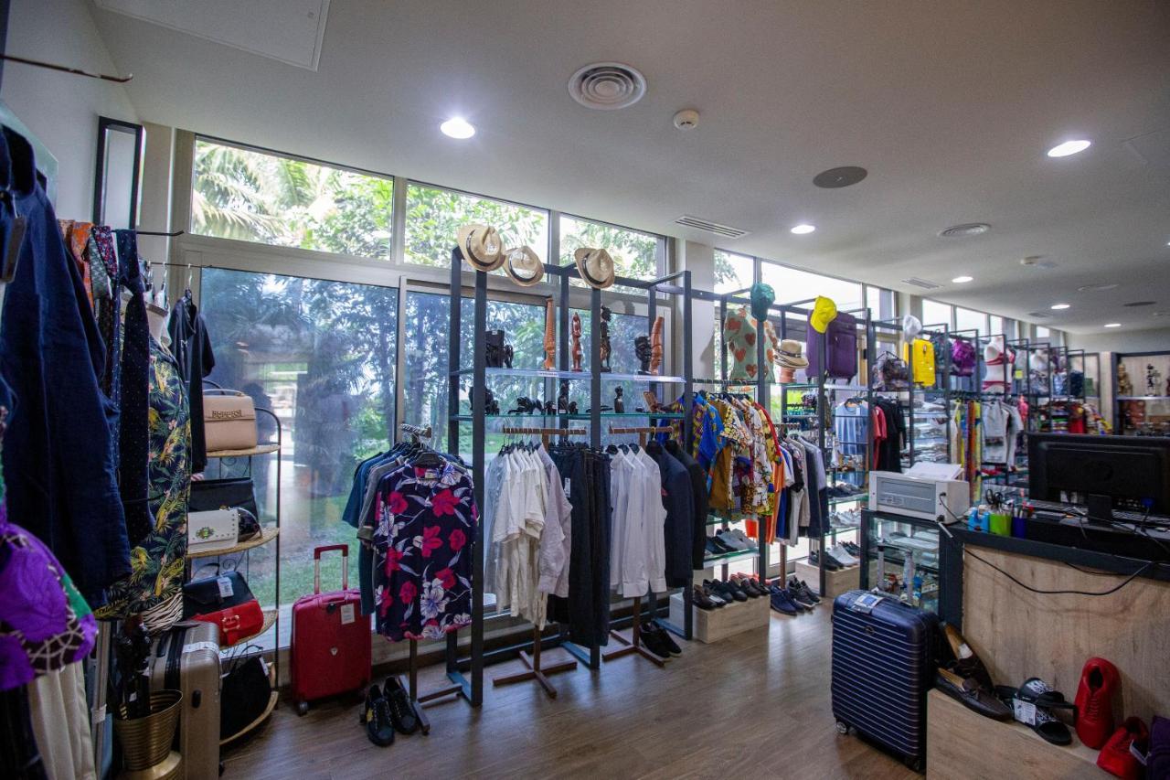 Panafrica Hotel Boutique & Spa 바타 외부 사진